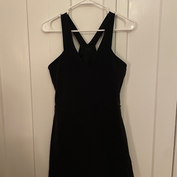 ALO Yoga Airbrush Real Dress - Picture 3 of 3